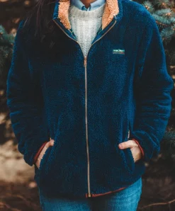 Hot Kiel James Patrick The Vermont Moose Fleece